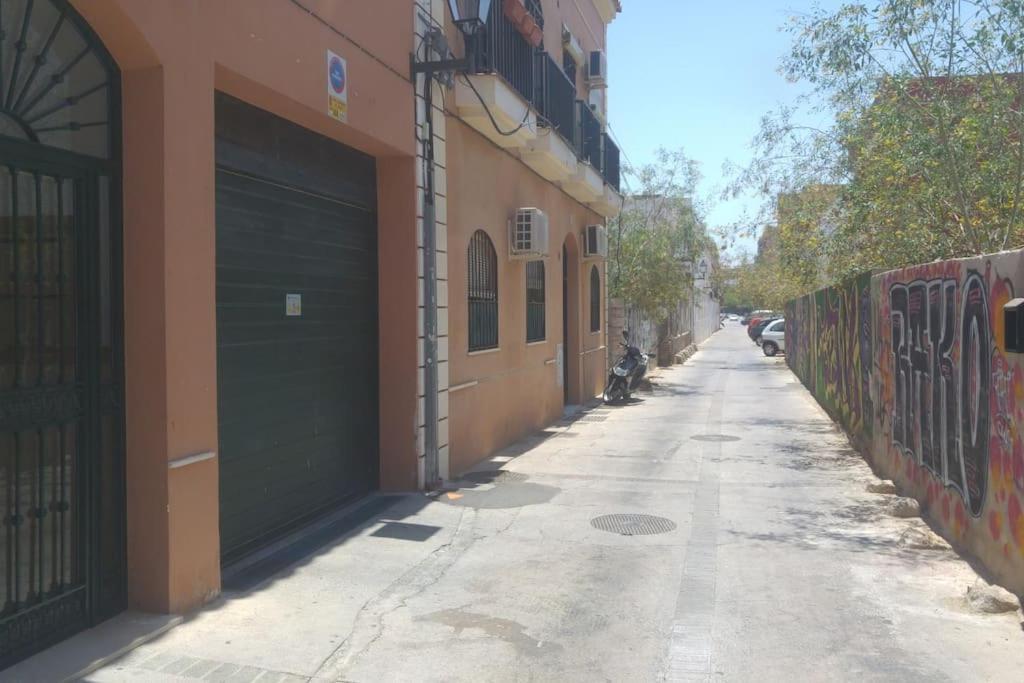 Apartamento Con Parking Gratis En El Centro De Malaga Apartment Bagian luar foto
