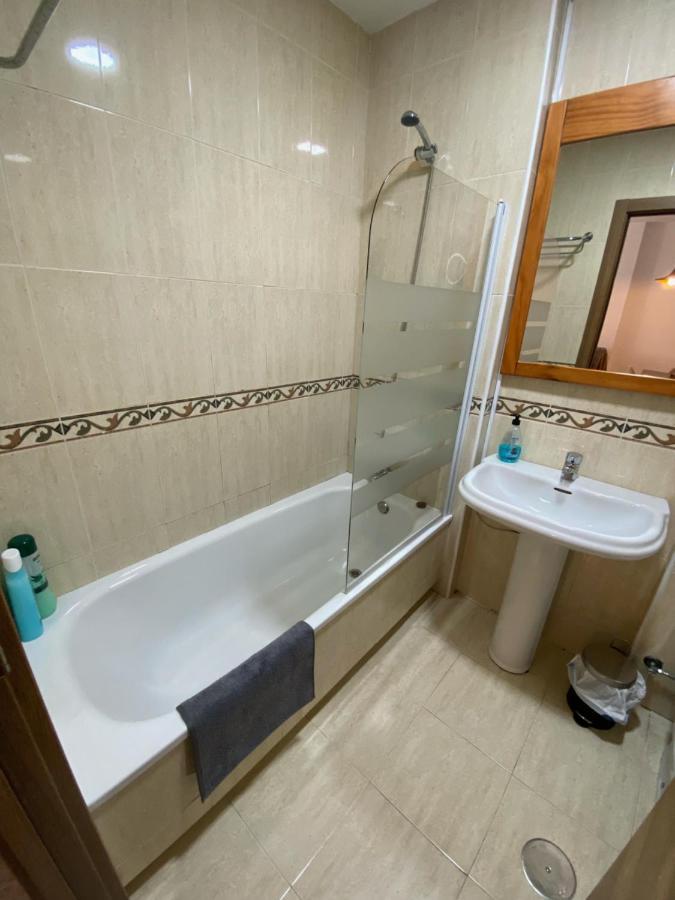 Apartamento Con Parking Gratis En El Centro De Malaga Apartment Bagian luar foto
